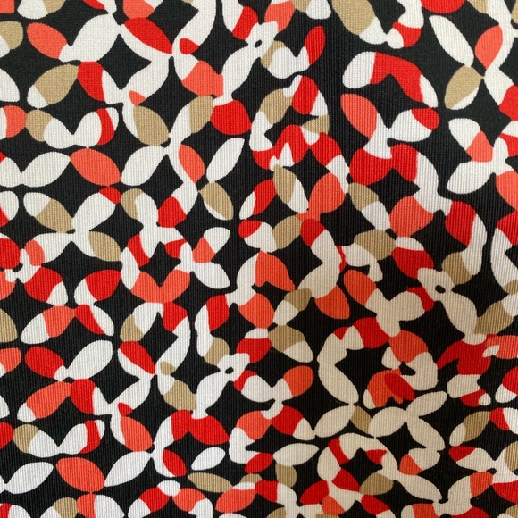 TAIL White Label Sleeveless 1/4 Zip Top Orange/Black pattern - Picture 7 of 11